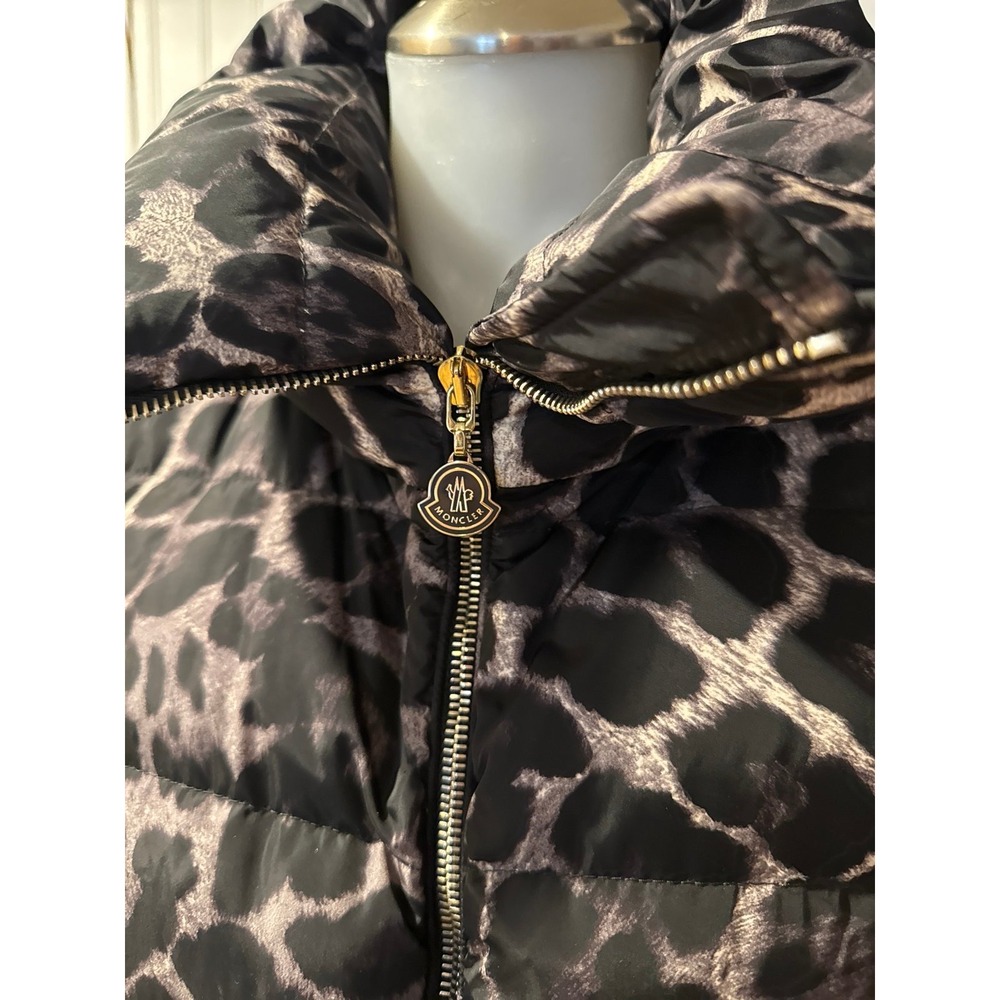 Moncler Torcelle Down Coat Black w/ Animal‎ Print - Picture 2 of 9
